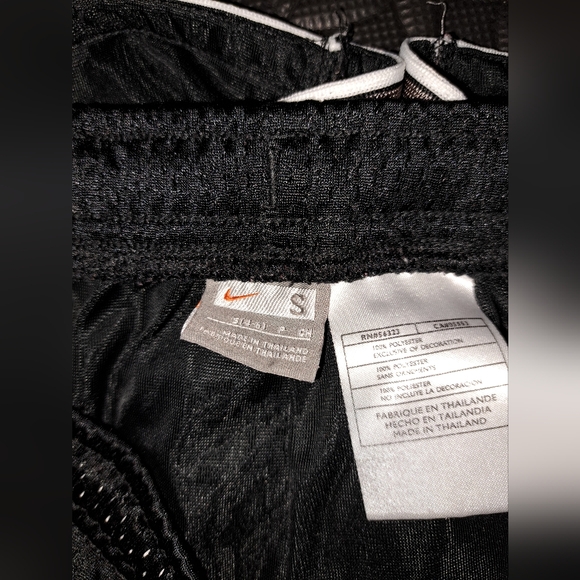 Nike atheltic/ basketball shorts - Picture 8 of 12
